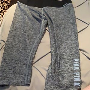 Victoria’s Secret PINK cropped leggings